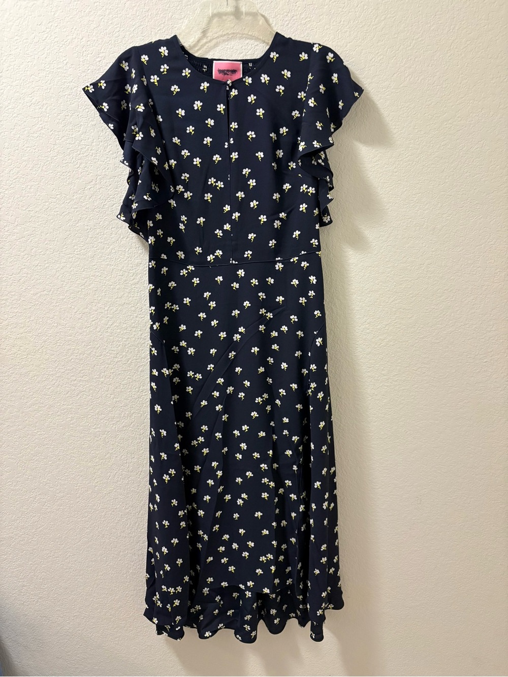 Kate Spade New York Blue Daisy Toss flutter sleeves dress. Size 8. NWOT